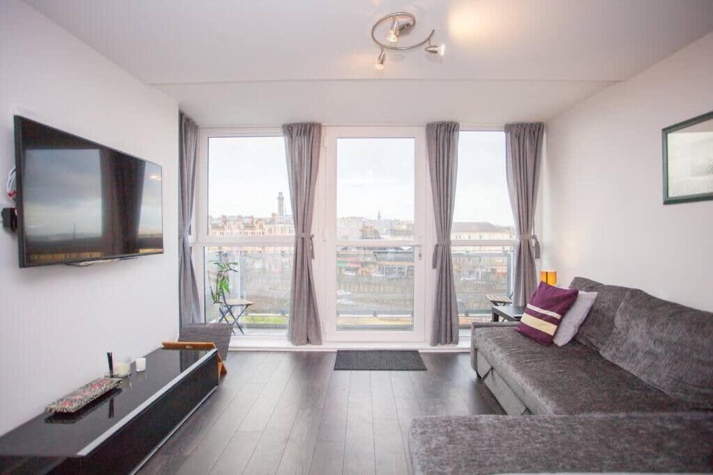 Beautiful Flat With Panoramic Views Over The City Glasgow Exterior foto